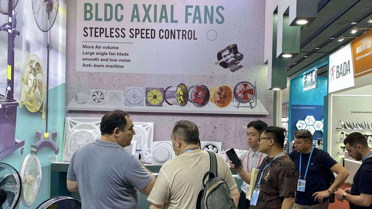 Canton Fair moments-7_2649_1490.jpg